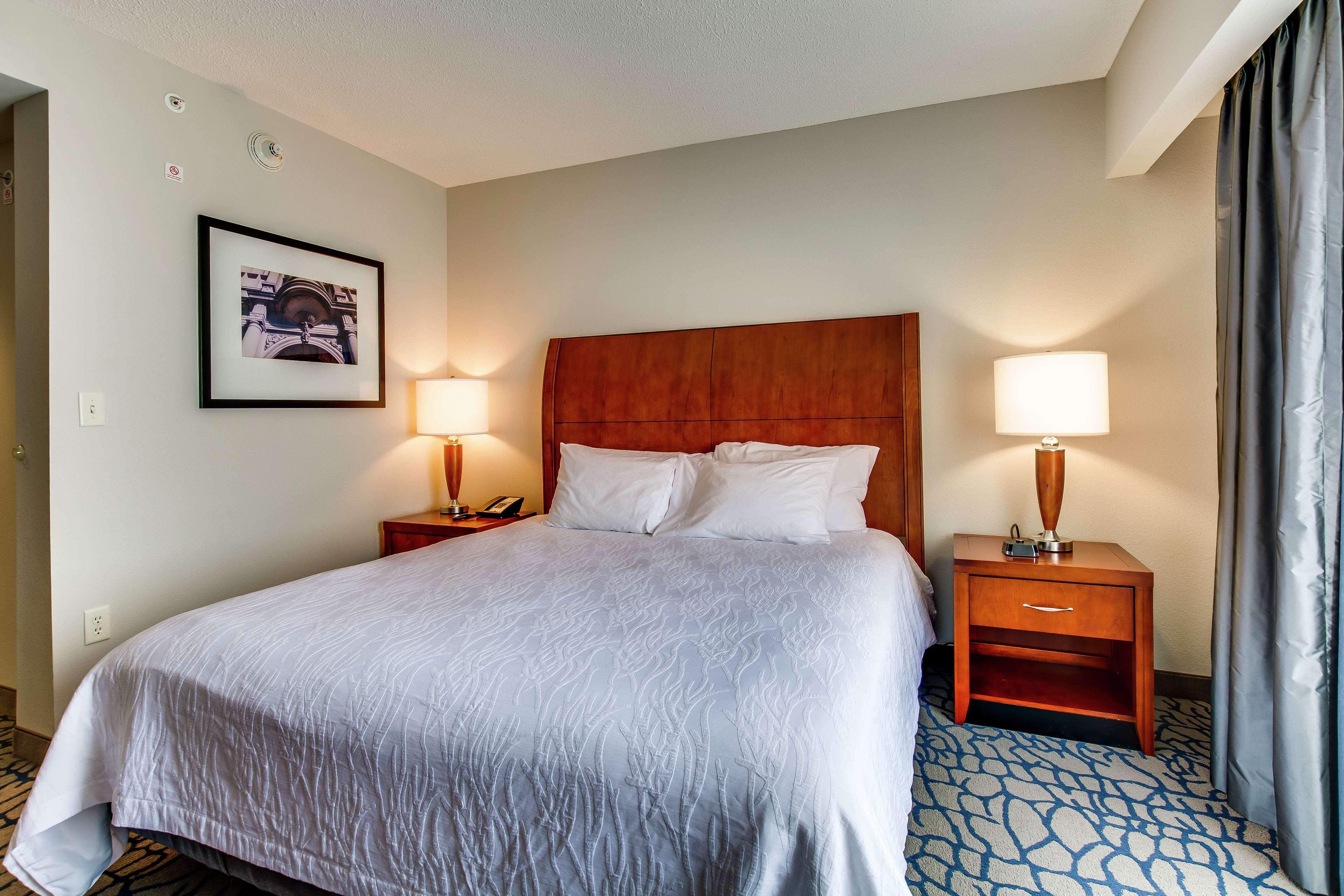 Hilton Garden Inn Louisville-Northeast Exteriör bild