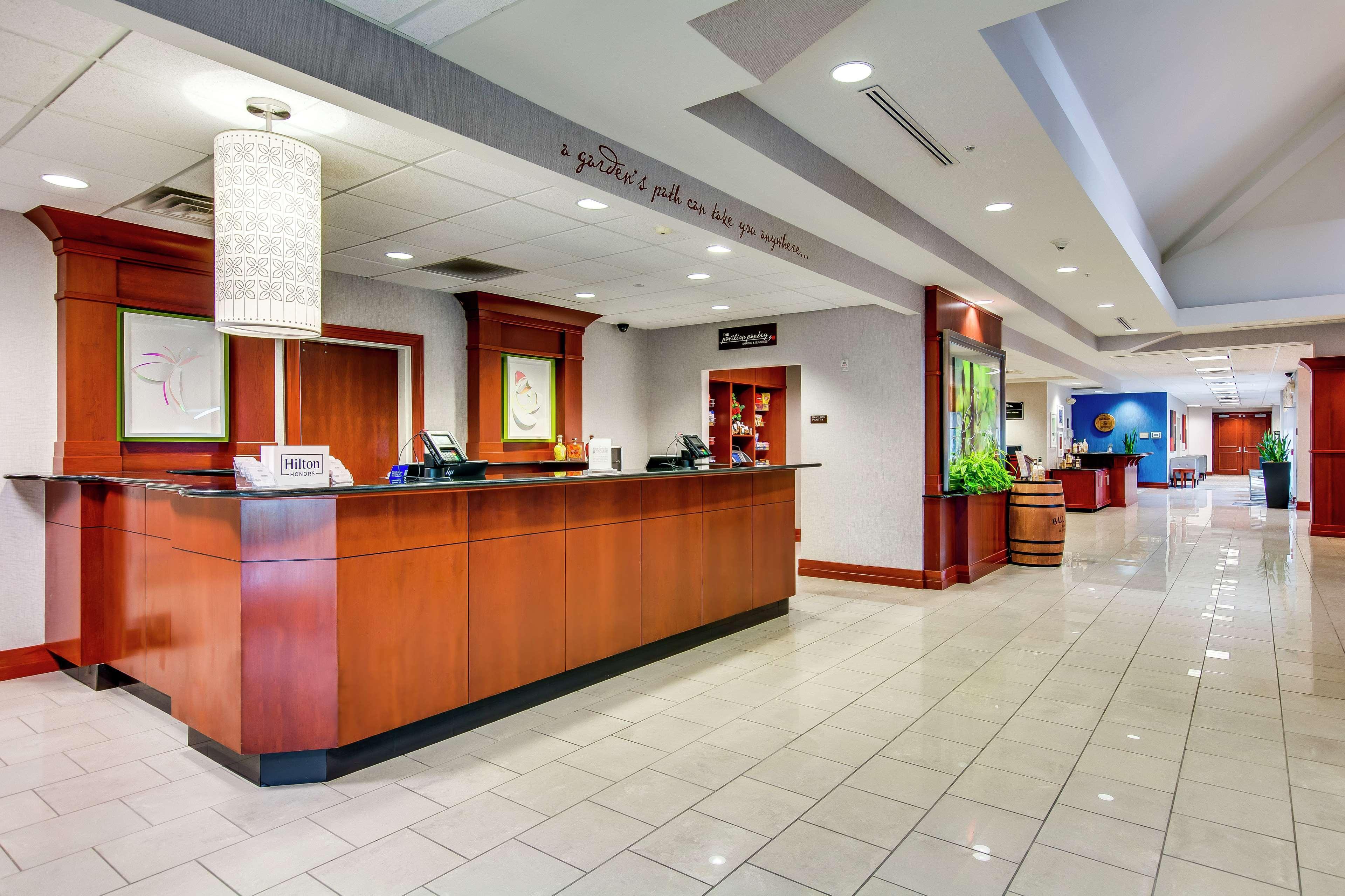 Hilton Garden Inn Louisville-Northeast Exteriör bild