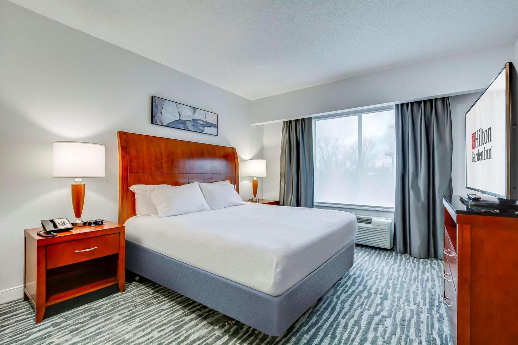 Hilton Garden Inn Louisville-Northeast Exteriör bild