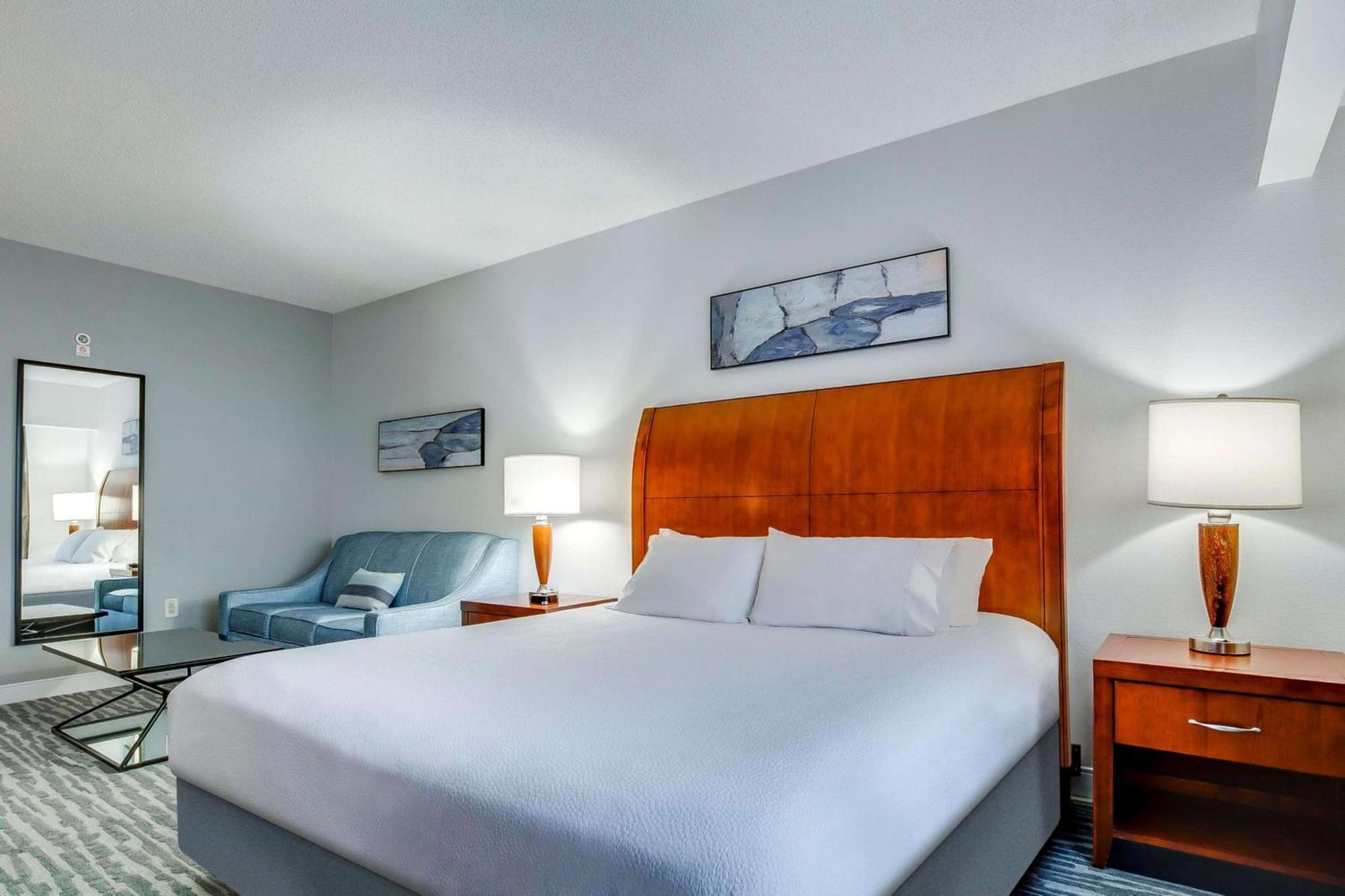 Hilton Garden Inn Louisville-Northeast Exteriör bild