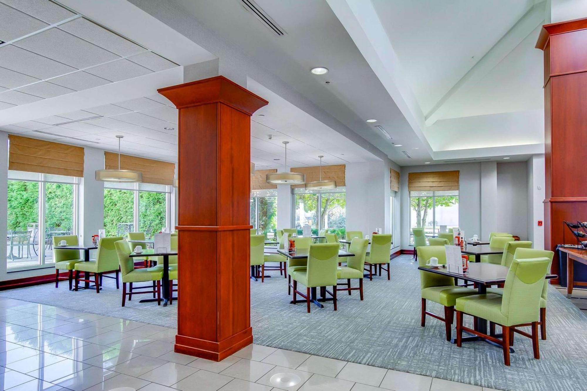 Hilton Garden Inn Louisville-Northeast Exteriör bild